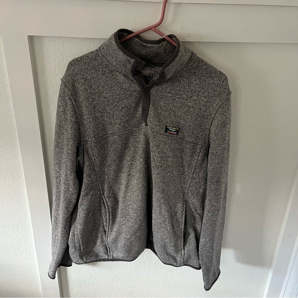 LL Bean Men's Large Regular Slightly Fitted Quarter-snap Sweater